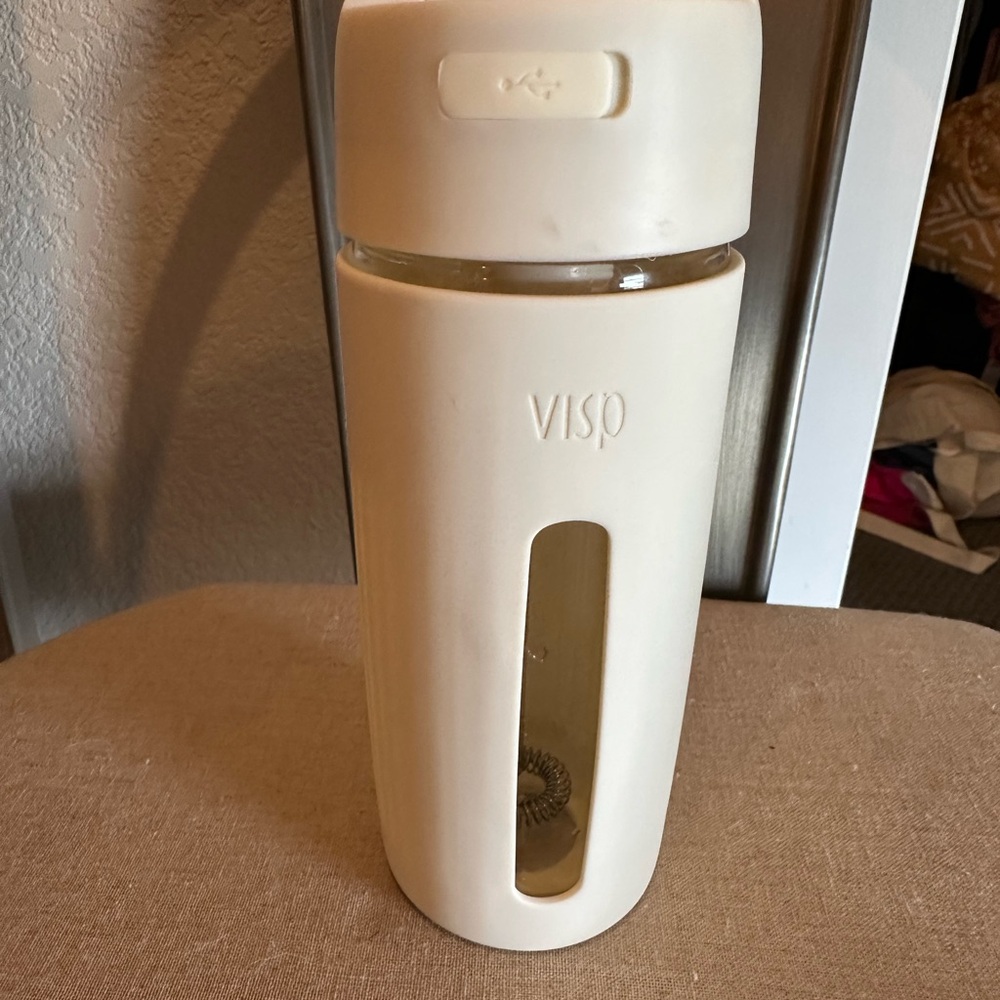 Cream Electronic Mixer Bottle